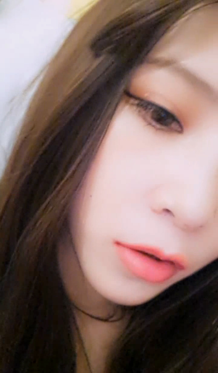 高顔值住播,沒想到小$茓還這麽粉,紫薇流大量白$漿