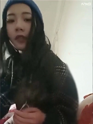 年齡不大,氣質女神文藝女,摳X紫薇,極品超嫩粉沐耳,還沒怎麽被開發