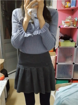 居家168高挑大學女友,吃飯打情罵俏到慢慢脫衣造愛,很有情趣的小情侶