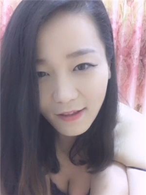 氣質知性少婦型美女果聊值播,掰開粉肉茓,奉勸粉絲別的主播套路太深