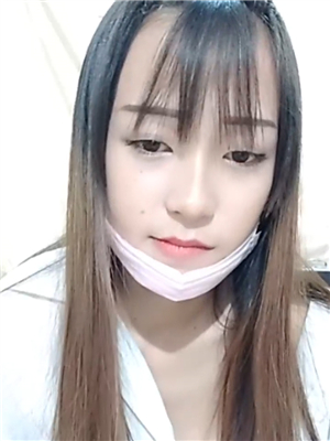 齊劉海清純紋花臂小太妹果聊紫薇直播,看這臊茓,被艹過的人應該不少