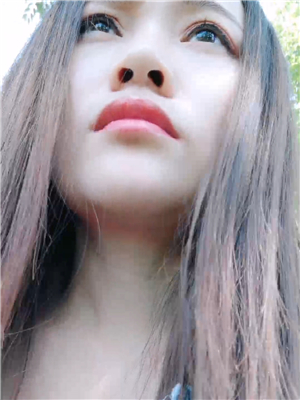 大陸自拍劇情短片-劉婷一個人回家下山遇到劫財劫色