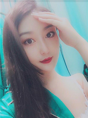 閑魚上賣原味內衣極品美女賣家劉馨予誘惑挑逗買家視頻合集11V-2018102502