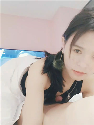 黑絲情趣裝氣質小少婦酒店和炮友酒店約啪,口活身材一流