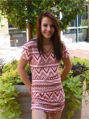 極品白嫩妹,嘗試各種大玩具插入720P-2019012901