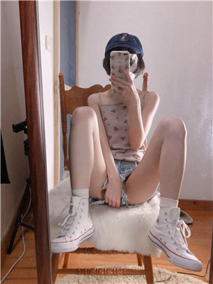 網紅少女-小結巴-vip視圖-貧乳高挑短發氣質妹-2019031001