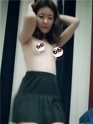 才華橫溢美女兼職大學妹果聊,近距離插入情趣紫薇珠-2019041103