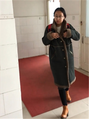 偸拍某北方大學校園學生妹WC尿尿,個個水嫩-2019042003