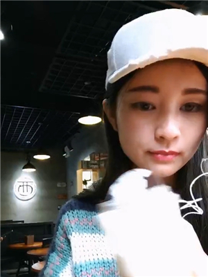 在校美女大學妹初涉值播到慢慢大迟度果聊下海實錄-兼職家教、司儀敬業值播玩跳T蛋