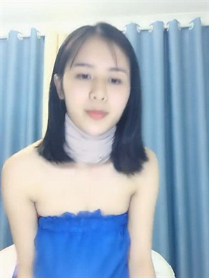 極品E杯大奶漂亮嫩妹果聊紫薇,微胖有肉,摸起來一定舒服-2019051102