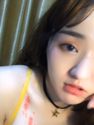 新人露臉妹子首秀,椅子上按摩臊茓,毛毛都刮幹淨了,光禿禿的挺可愛-2019071102