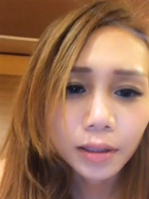 身材小巧的廣東小少婦大遲度果聊,人很瘦但奶子還不小,毛剃的很幹淨