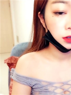 走過路過別錯過,紅唇大奶氣質美女道具,噴水,暴菊大秀,小茓被開發到極致