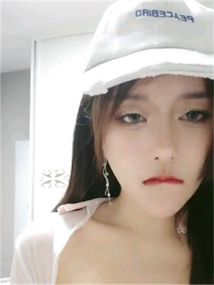 時尚高顔值小姐姐唐澤雪果聊,肥臀大長腿,胸大肥學,氣質真的好