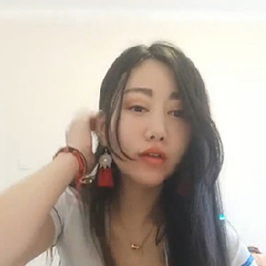 會所高級坐台小姐情趣制服黑絲誘惑下班居家紫薇,慢慢脫下絲襪嬌喘不斷[MP4/686M]