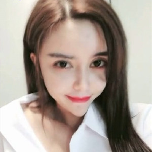 平面模特下班後兼職果聊,身材沒得說,給你看看平時豐滿女郎衣服裏的果體[MP4/537M]