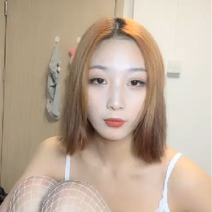 短發氣質高顔值小姐姐,滿足你的要求,連體白網襪自摸浪叫,十分誘人[MP4/543M]