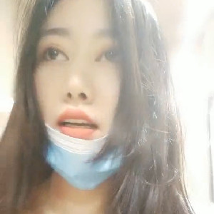 綠帽奴帶著媳婦和狼友開房,勾引少婦背著老公衛生間後入啪啪,出來又連幹兩炮[MP4/542M]