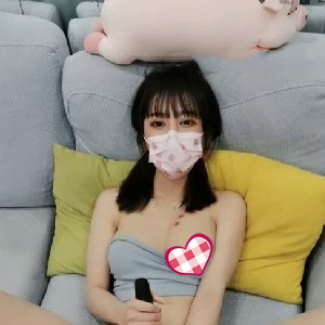 氣質高顔值小姐姐初下海,爲了賺錢,嘗試各種道具,屁股上有顆痣,認准了,看看是誰女朋友[MP4/569M]