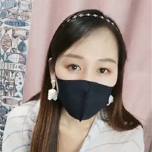 曾經很火的唐山在職小護士,辭職專職在家果聊,撩騷不斷,戴上口罩生怕熟人認出來[MP4/657M]