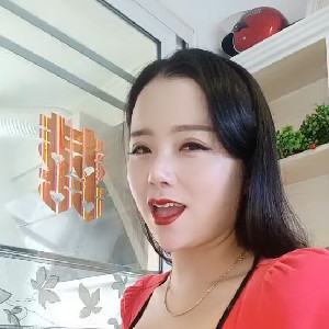 豐滿美容院老板娘,講述給別人私處保養趣事,說能去做這事的少婦都很容易約到手幹一炮[MP4/507M]