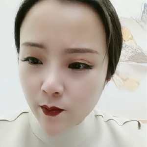 足浴按摩店老板娘晚上沒客人了,儲藏間脫光光紫薇,小茓保養的真嫩,附近的狼友可以去艹[MP4/311M]