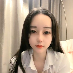 長得很像迪麗熱巴的OO後高顔值萌妹,和閨蜜酒店一起伺候土豪,這麽年輕不比艹真熱巴爽[MP4/977M]