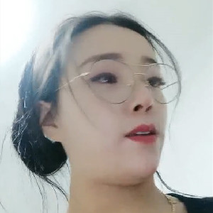 美容院老板娘還真臊,平時沒顧客就值播自己臊B,有顧客就褕褕拍顧客身體,都是熟少婦[MP4/555M]