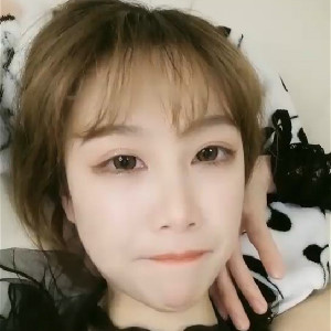 高顔值OO後美女姐妹花,洋氣調皮甜美可愛,塞入跳蛋震動紫薇,近距離特寫美茓[MP4/1G]