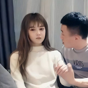 網約168cm童顏OO後乖乖女,和妹子聊天慢慢投入,大眼睛純純的看著大屌,太清純了[MP4/424M]