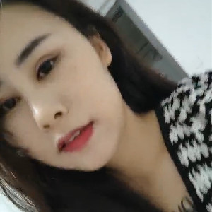 極品車模最近車展活動太少,下海兼職,黑絲長腿十分誘人,勾引熟睡啪友,醒來無套大幹壹場[MP4/1G]