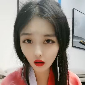 極品性感辣媽消失好久,古裝風復播,前段視覺壹直在養寶寶,小茓依舊很有特色,B肉都探出來了[MP4/1G]