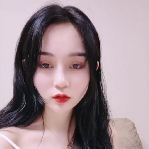 高顏值清純小妹,波浪長發清純十足,壹身白色系內內,純潔十足,高潮噴水,捂住臉,還挺害羞[MP4/356M]