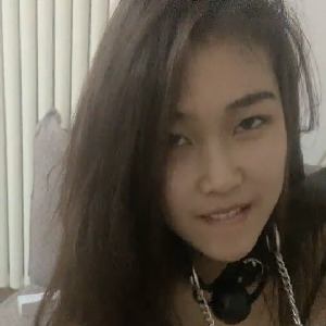 極品大學生情侶假期兼職,輕度SM調教,情趣黑絲透視裝誘惑,身體是真嫩,微乳不大也夠玩[MP4/429M]