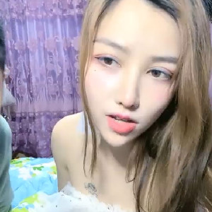 高顏值大學生情侶暑期居家啪啪下海兼職,男的真幸福,妹子長得又漂亮身材又好[MP4/780M]