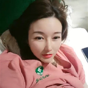 韻味十足美熟婦穿個豹紋內內故意露出來勾引會所按摩小哥,時不時呻吟,弄得小硬了想艹[MP4/215M]