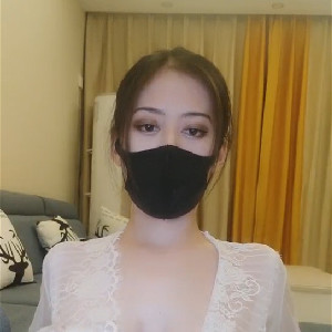 長腿黑絲小姐姐,年紀應該不大,毛毛長得很整齊,自爆曾經上高中時為了作業被老師幹過[MP4/740M]