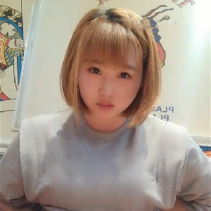 短發清純豐滿妹子KTV唱歌玩耍,包間廁所內激情啪啪,幹完出去接著唱歌[MP4/585M]