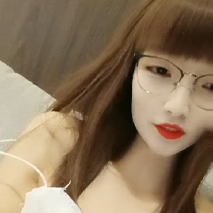 極品眼鏡小學妹兼職援交妹,勾引物業上門修水電的小夥,被無套抽插,小B毛毛稀疏[769M]