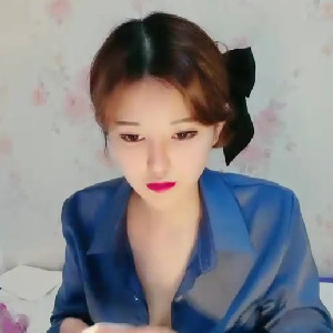 高顏值小學英語老師下海,戴個眼鏡,接受眾多網友提問,英文確實不錯,小眾單詞都知道[715M]