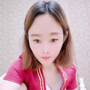 短發夜場女技師下班回家兼職,肉絲超薄絲襪穿上看著都沒有,大腿經常被揩油[750M]