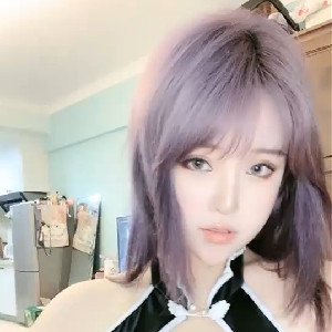 極品F罩杯時尚短發美乳嫩妹,壹對大白兔實屬極品,碩大奶子呼妳臉上[MP4/462M]