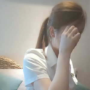 酒店住宿深夜打電話勾搭黑絲值班前臺少婦,不斷加錢慢慢放開了,以後缺錢的時候都找我[MP4/502M]