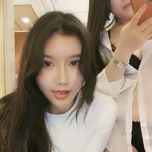 極品高顏值姐妹花,初次露鏡,小秀壹把,身材不錯,奶子堅挺有型[MP4/301M]