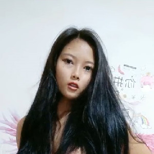 極品大奶黑玫瑰,身材高挑,奶子碩大甩來甩去,皮膚黝黑,動感十足[463M]