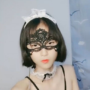 短發清純OO後軟妹和男友居家啪啪,壹臉呆萌,穿著女仆裝任由男友玩弄,很懂事[989M]