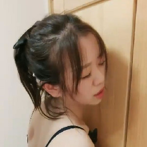 圓潤豐臀美嬌娘和男友激情啪啪,向後入我的菊花,我害怕呀,翹著屁股等著插入[MP4/534M]