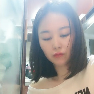 家花沒有野花香,別人老婆最好艹,老公不在,老王當老公,光屁股做飯,燉著菜後入[MP4/343M]