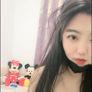 微胖豐滿長發小少婦結婚沒多久就這麽會玩,帶倆老鐵在家3P,豐潤肥臀後入最合適[MP4/422M]