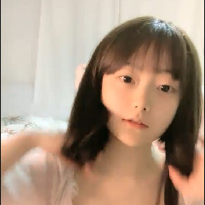 極品高顏值OO後童顏清純軟萌妹,身體肉肉的,皮膚白皙,這身材幹起來最爽[MP4/446M]